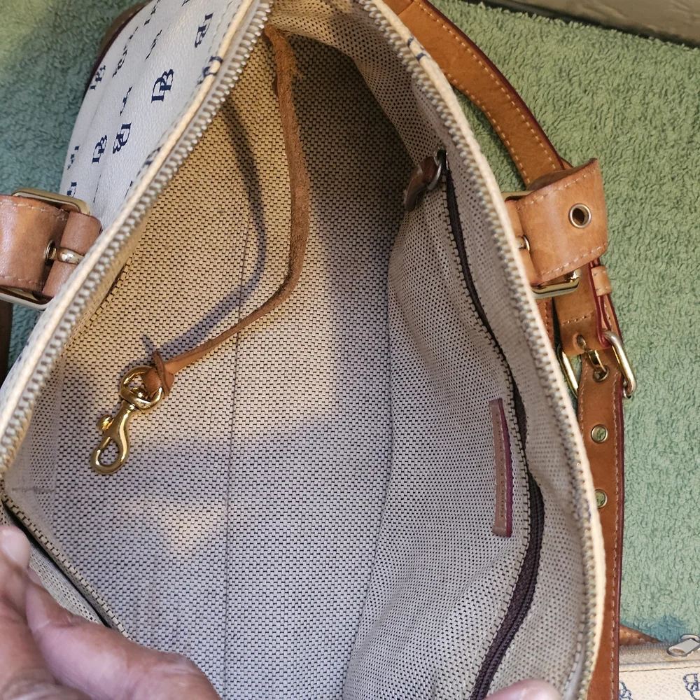 Dooney & Bourke White and Tan Satchel Set - Picture 10 of 14
